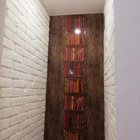 Apartment Квартира У Лошицкого Парка Minsk