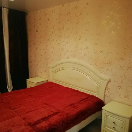Квартира У Лошицкого Парка *
