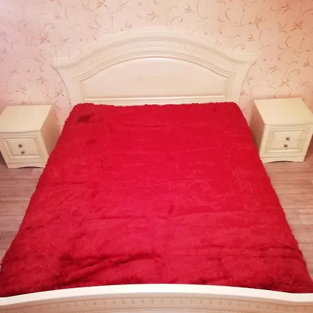 Apartment Квартира У Лошицкого Парка Minsk